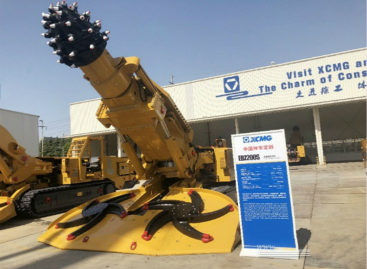 济南地铁用上悬臂式掘进机